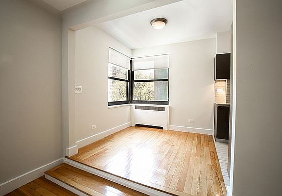 4th image of 8 Gramercy Park APT 3B