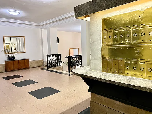 Rented by Bohemia Realty Group | media 9