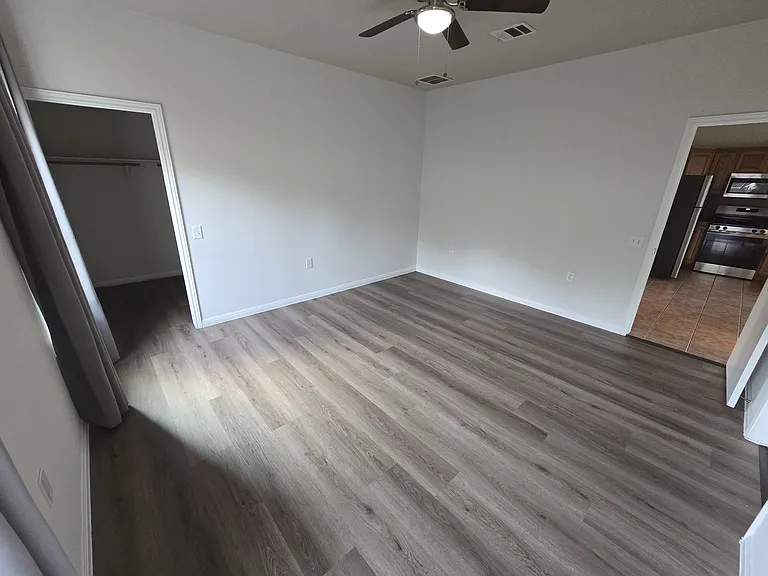 1604 Singleton Ave #A — Photo 12