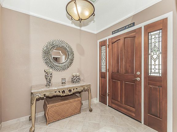 3rd image of 1405 W Flora Avenue