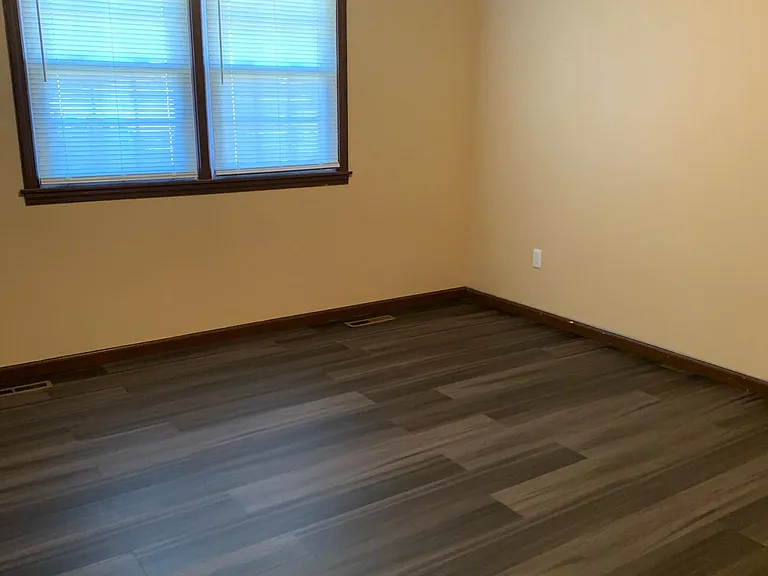 5505 S Clay Ave — Photo 11