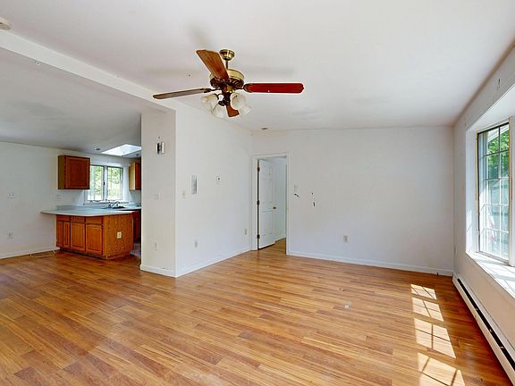 4th image of 319 Harrison Road