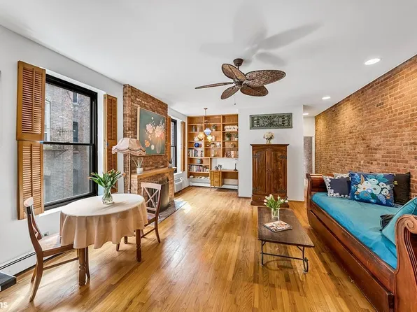 202 W 92nd St APT 4R, New York, NY 10025