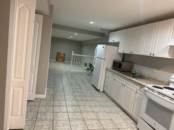 (undisclosed Address), Hyattsville, MD 20783