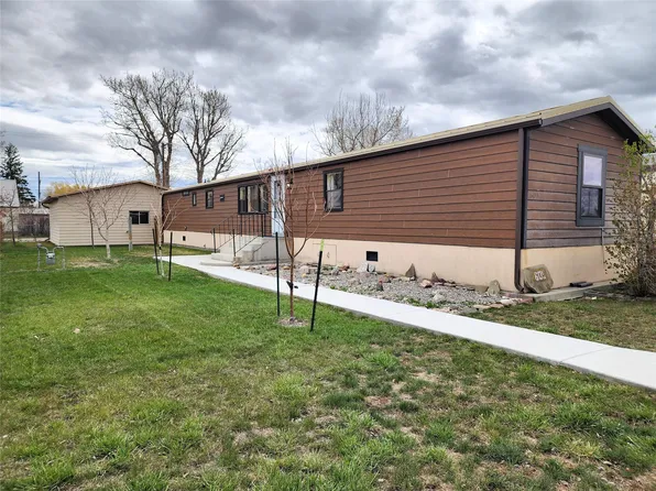 605 1st Ave SW, Choteau, MT 59422