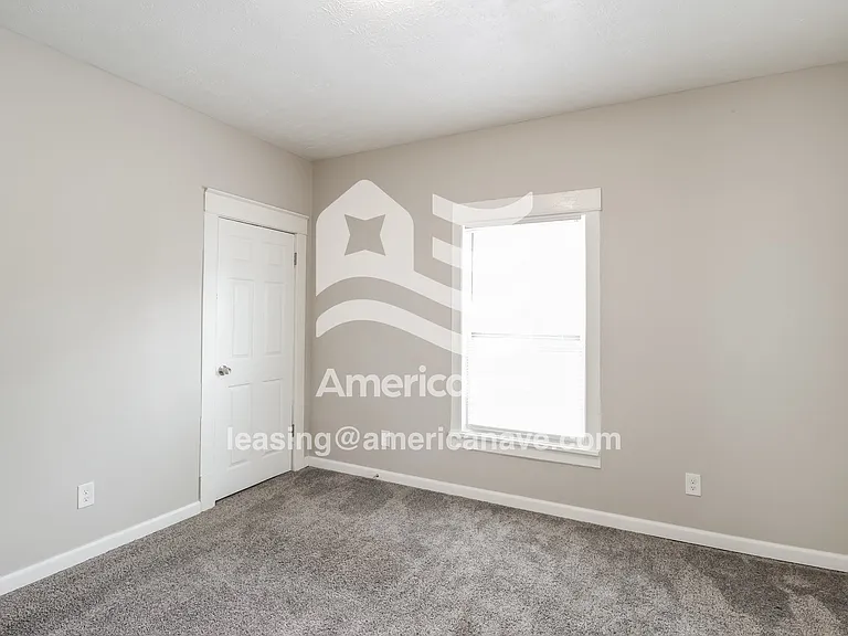 388878_009_wm_-_bedroom_13068365.jpg