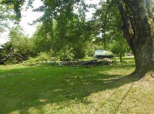 114 Mill St, Centertown, KY 42328