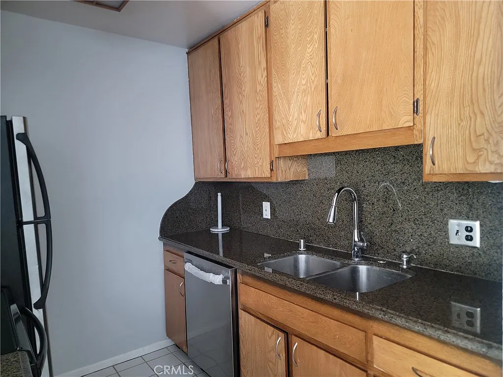 Building Photo - 3603 W Hidden Ln #108