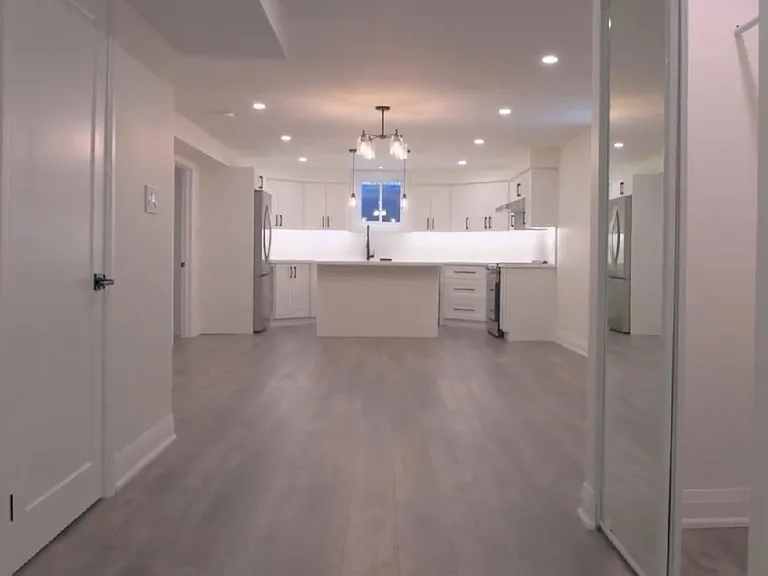 3334 Mintwood Cir #BASEMENT — Photo 2