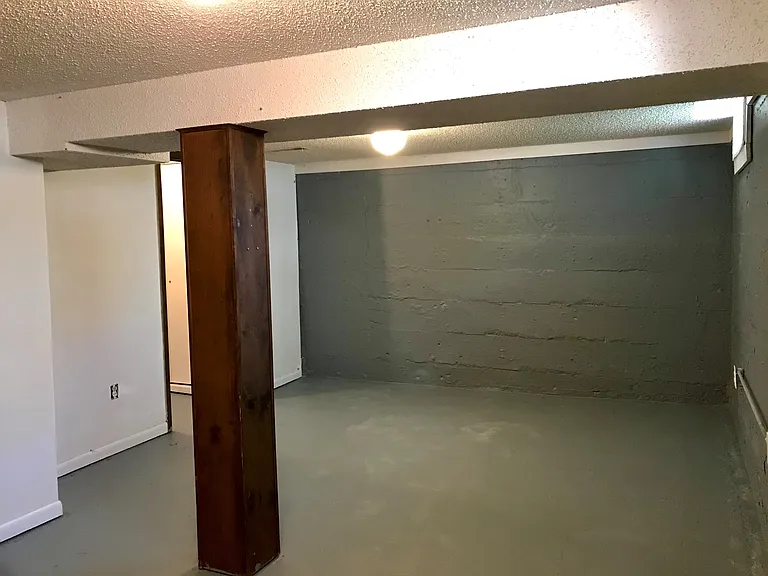 802 N Pinecrest Ave — Photo 10