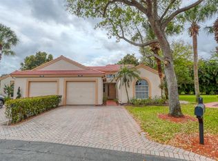 7934 Coral Pointe Dr, Delray Beach, FL 33446