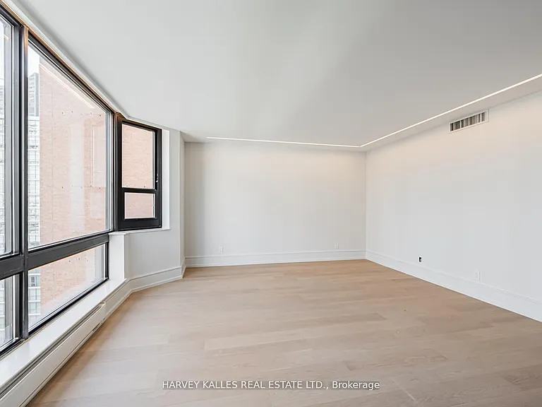 1166 Bay St #1703 — Photo 21