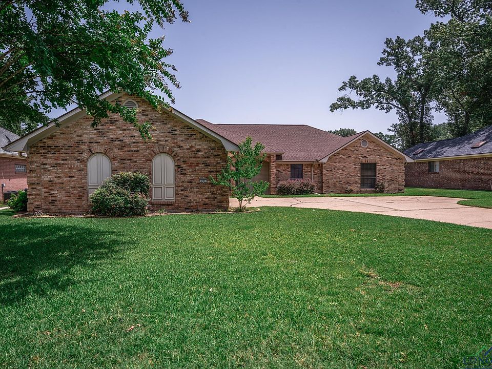 1st image of 205 Lakewood Dr
