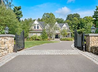 370 Grove St, Needham, MA 02492