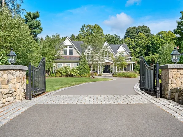 370 Grove St, Needham, MA 02492