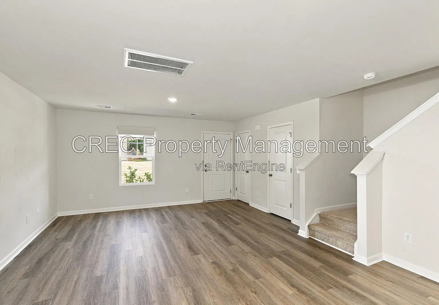 4 bed, 2.5 bath, 1760 sqft, $2,275 — Photo 2