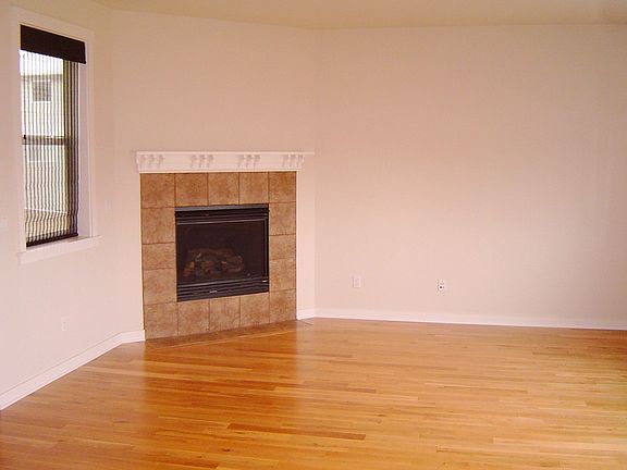 Family room with Gas Fireplace