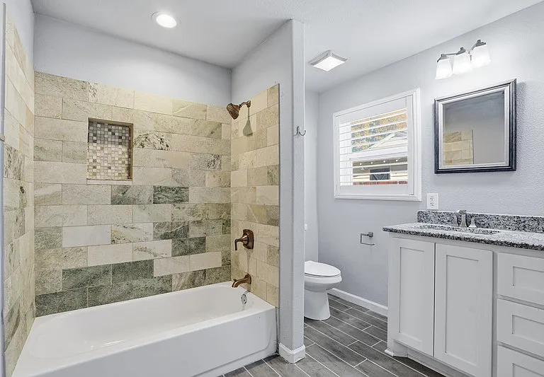 2933 S Hills Ave — Photo 26