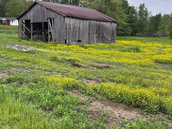 3rd image of 1075 Patterson Rd