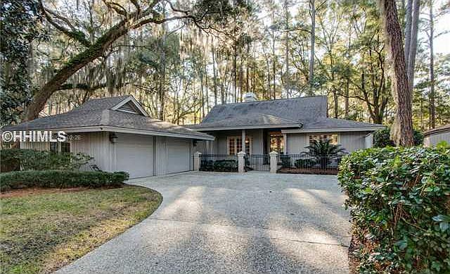 1st image of 6 Columbine Ln