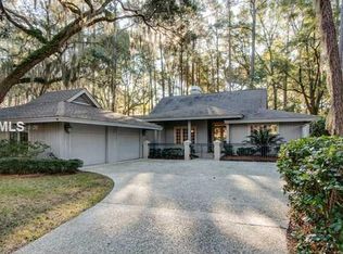 6 Columbine Ln, Hilton Head Island, SC 29928