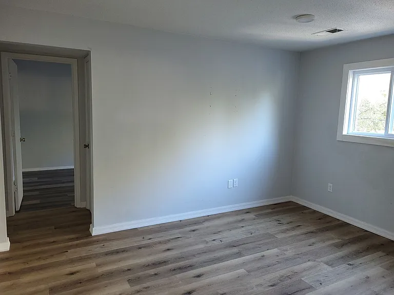 210 Walnut St #6 — Photo 2