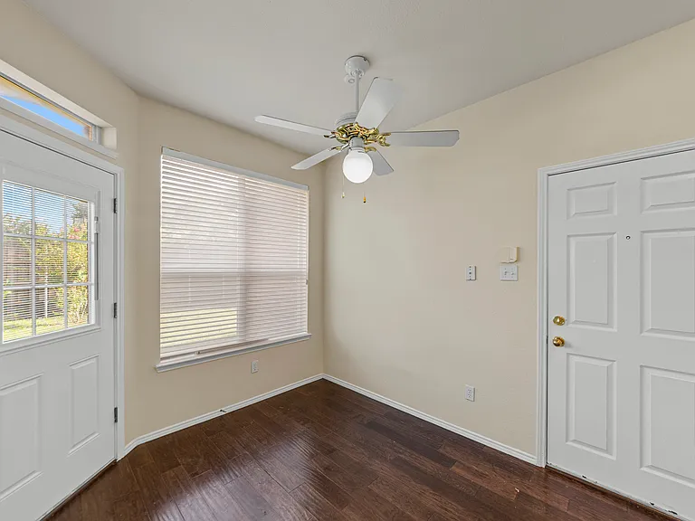 112 Sweetgum Dr — Photo 16