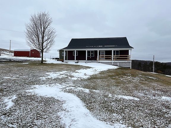 2nd image of 323 Cooper Hill Rd