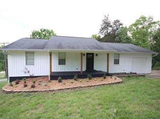 758 Winchester Dr, Lenoir City, TN 37772