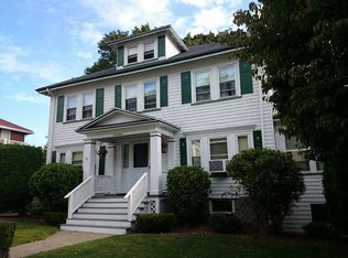17 Richwood St, West Roxbury, MA 02132