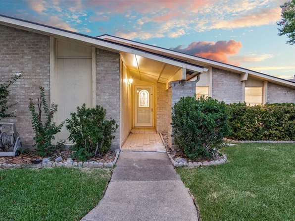 3020 Ravine Trl, Carrollton, TX 75007