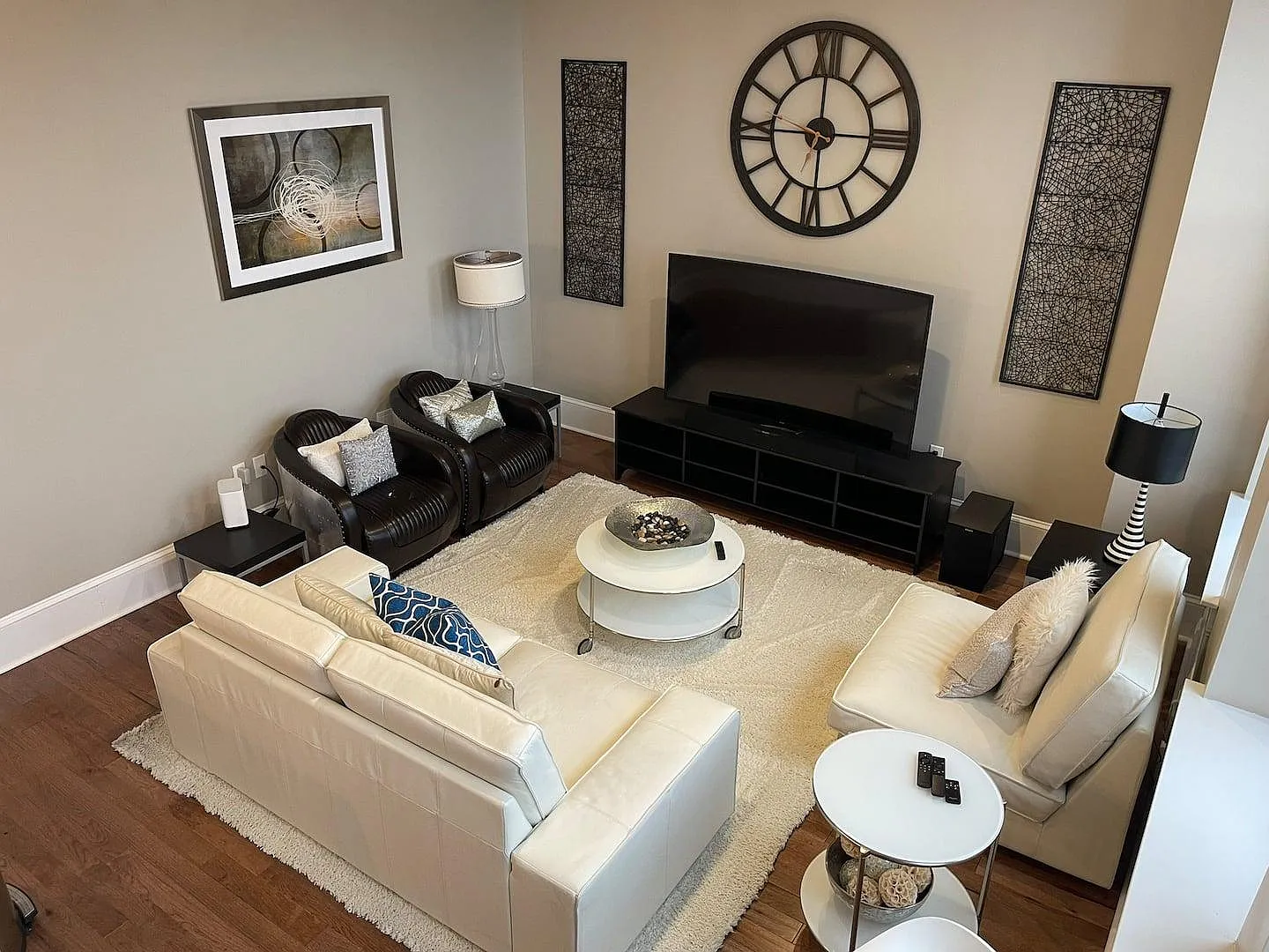 2 bed, 940 sqft, $1,950 — Photo 4