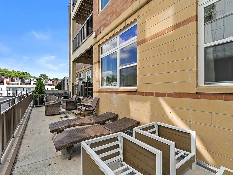 1905 N Water St #102 — Photo 33