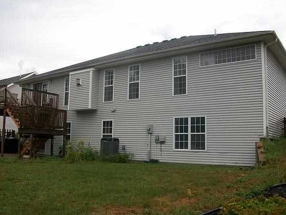 4th image of 1455 E 37th St