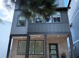 3731 Village Center Dr, Salem, OR 97302