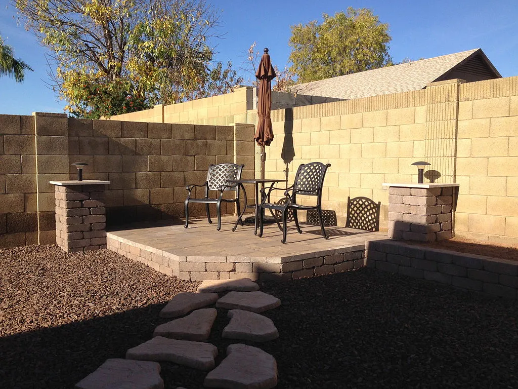3 bed, 2.5 bath, 1600 sqft, $2,095 — Photo 3