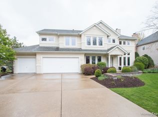 2711 Shetland Ln, Aurora, IL 60502