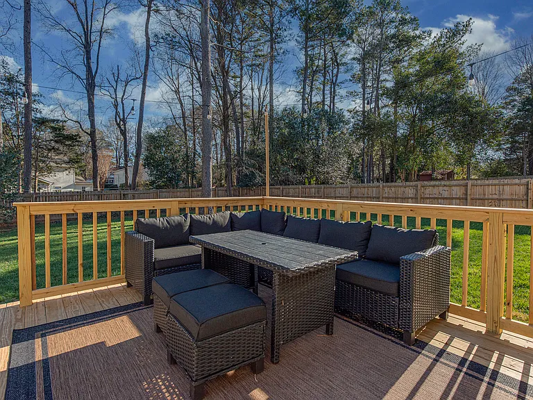 616 Sweetgum Ln — Photo 36