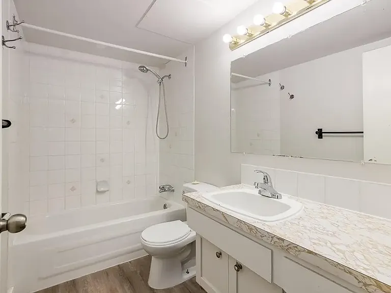 29 Spruce Ave — Photo 25