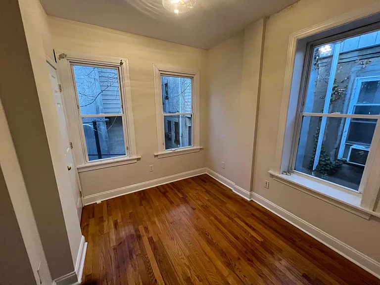 1346 S Markoe St — Photo 16