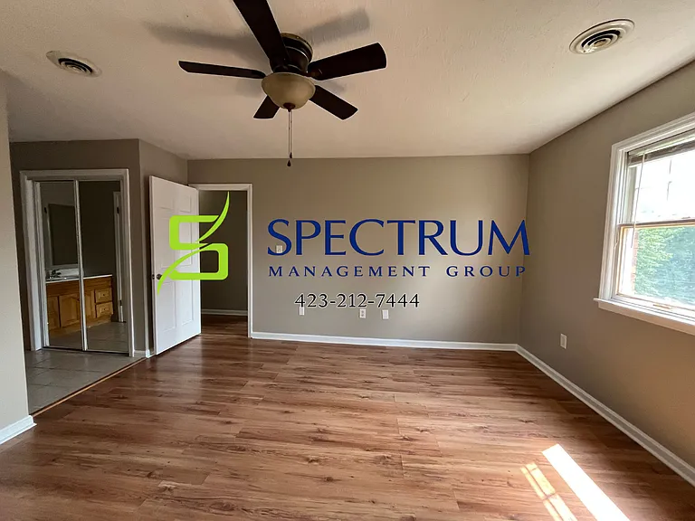 723 White Oak Cir — Photo 14
