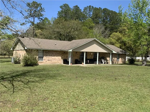 30559 Torres Dr, Lacombe, LA 70445