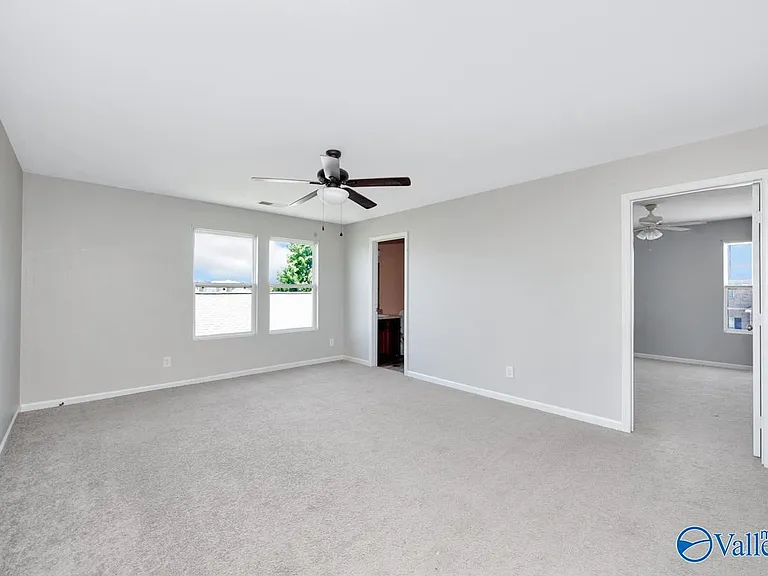 3571 Avalon Lake Dr — Photo 11