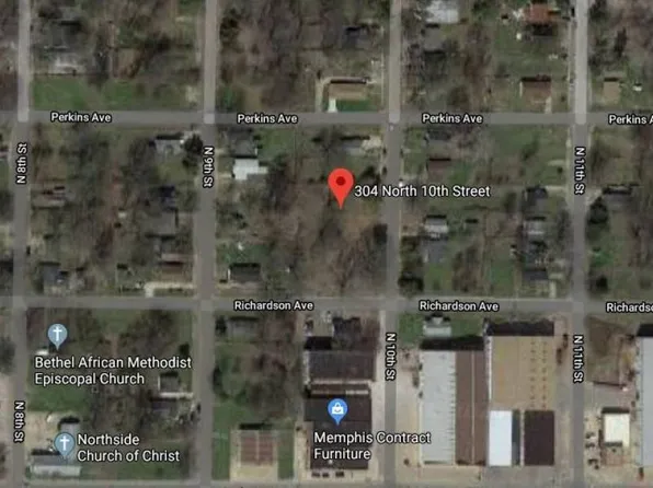 304 N 10th St, West Memphis, AR 72301