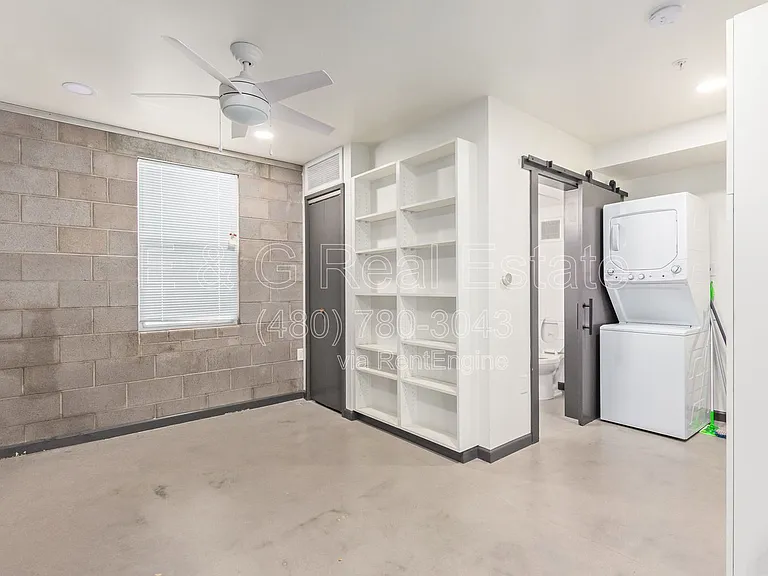 129 N 11th Ave #1B — Photo 10