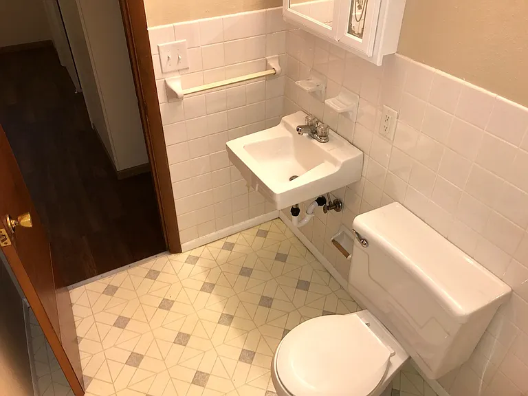 2012 S Illinois Ave #35 — Photo 7