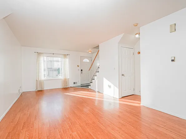 30 Westport Lane image 5 of 29