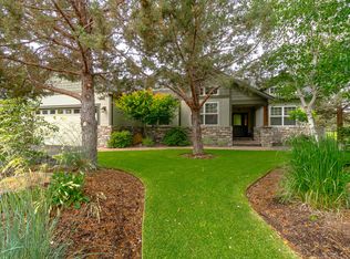 959 Willet Ln, Redmond, OR 97756