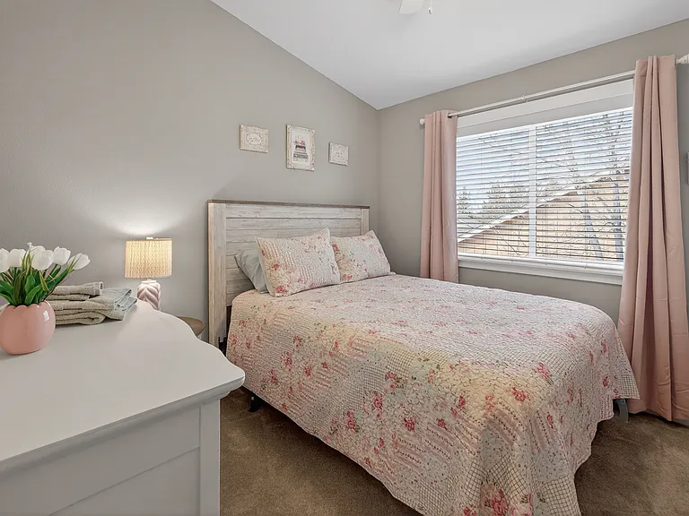 2224 NE Indigo Ln #1 — Photo 21