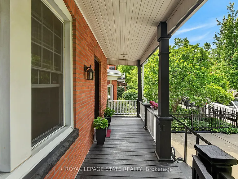 169 Emerald St S — Photo 4